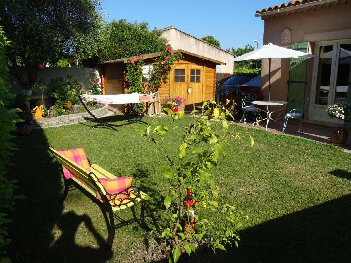 Chez Carole Et Roger Apartment Avignon Bagian luar foto
